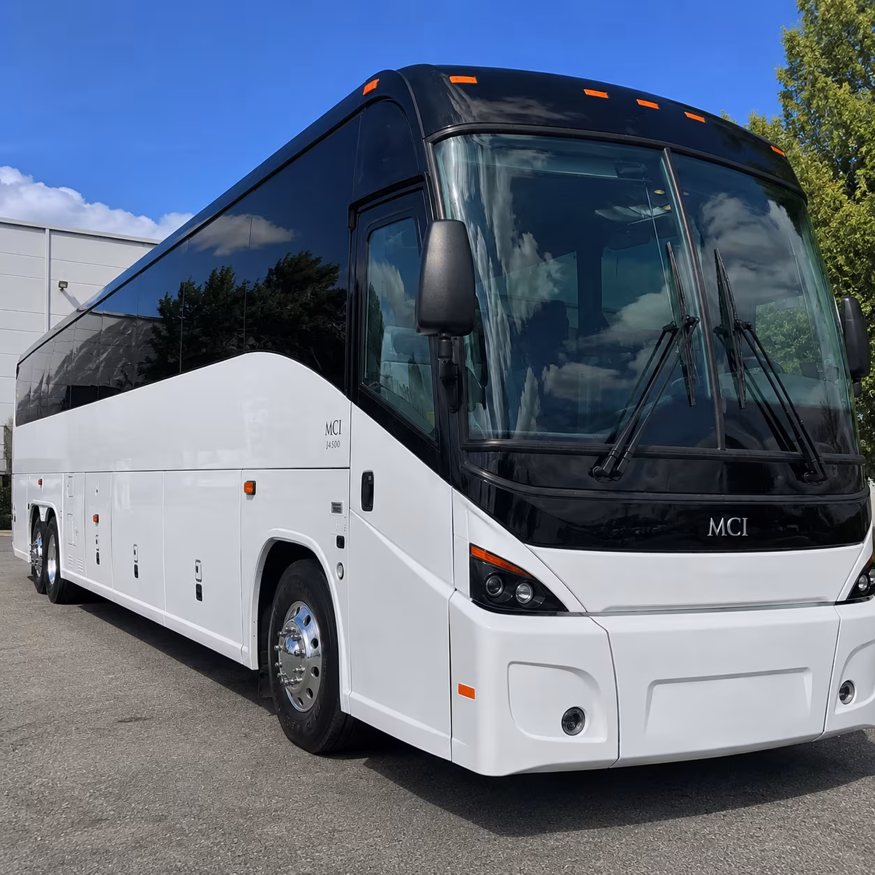 airport shuttle buses from blue springs hotels and neighborhoods