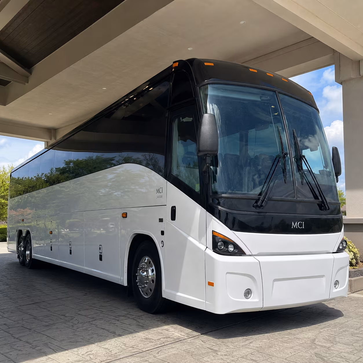 mci airport arrivals shuttle buses back to blue springs