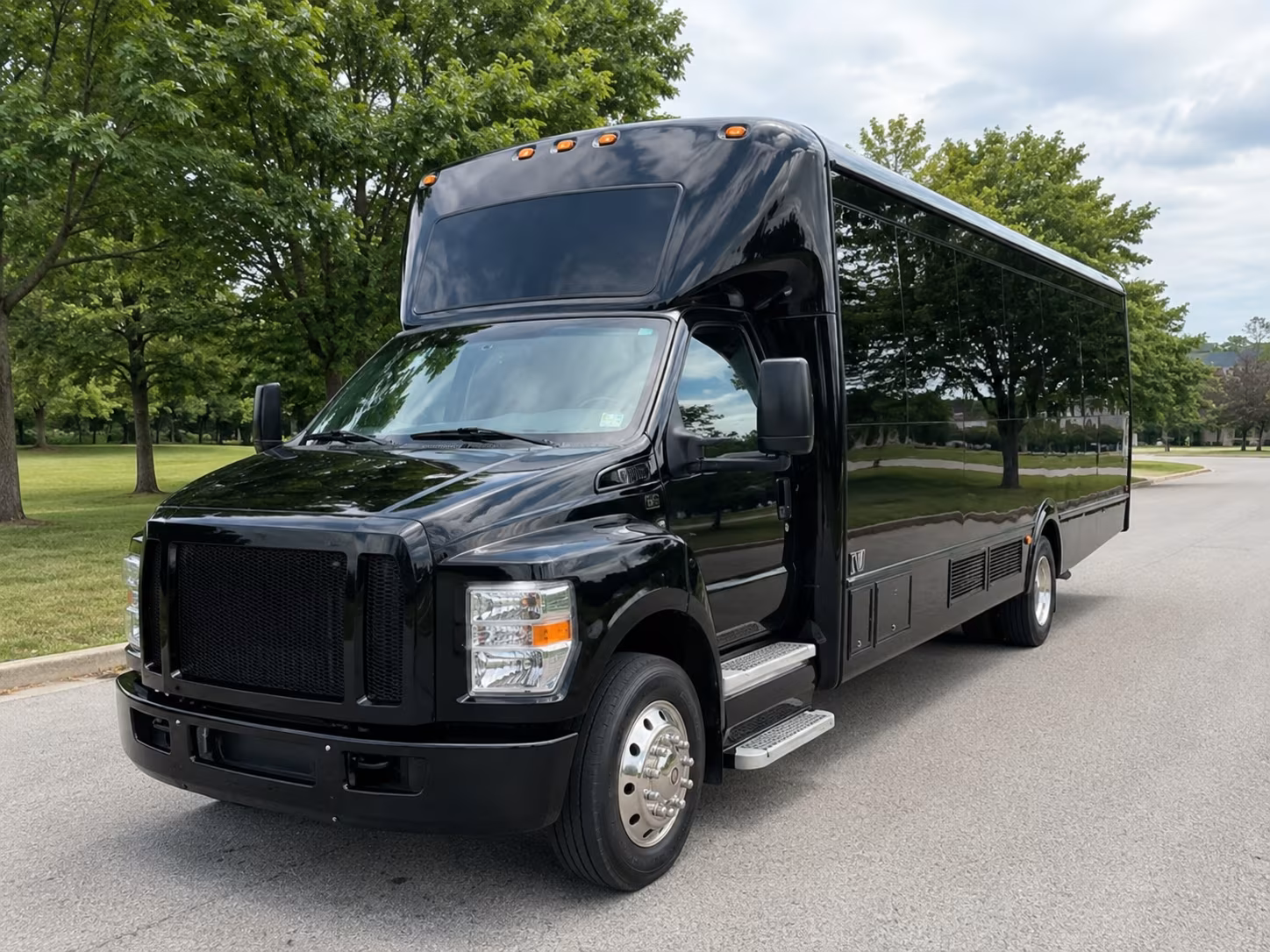 party buses for bachelorette wine tours through weston and the kc metro